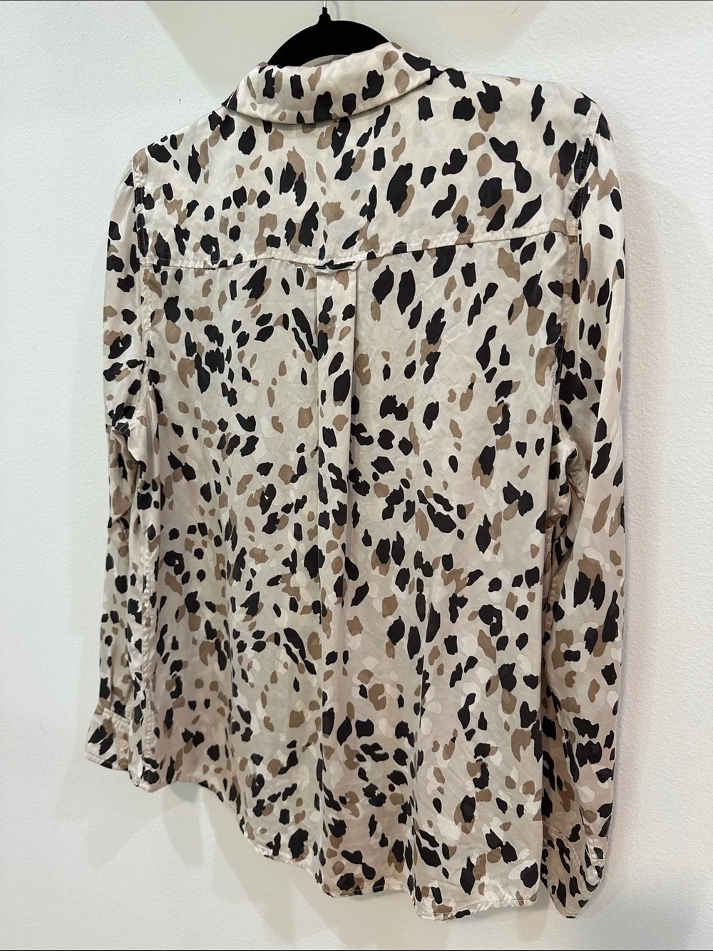 Rails White Animal-Print Button-Down Blouse - Picture 9 of 11